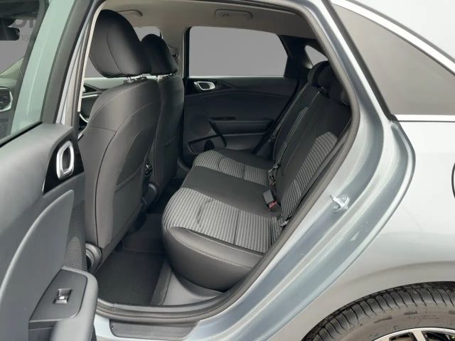 Kia Ceed CEED Ultimate Edition 1.5T LED+Kamera+Navi