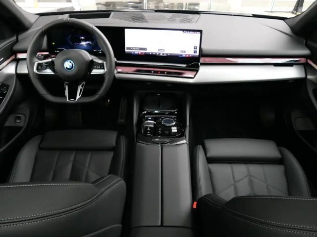 BMW i5 M-Sport Touring eDrive40