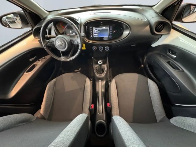 Toyota Aygo X Hatchback Play X-play