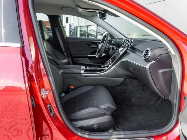 Mercedes-Benz C 180 AVANTGARDE Sedan