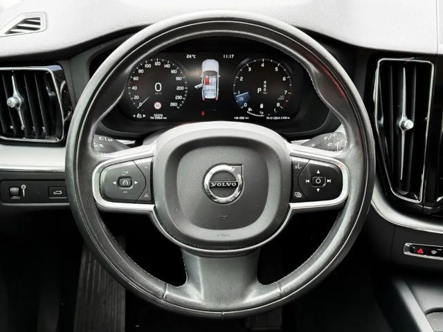 Volvo XC60 Momentum