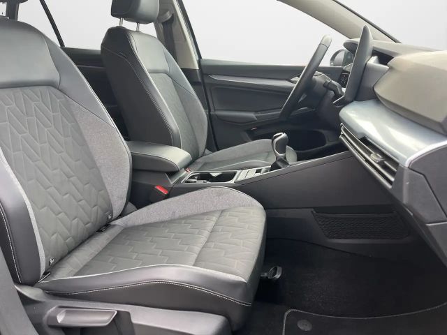 Volkswagen Golf 1.5 TSI