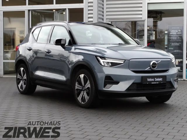 Volvo XC40 AWD Plus Recharge Twin Engine