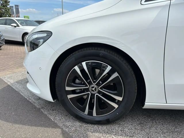 Mercedes-Benz B 200 B 200 d