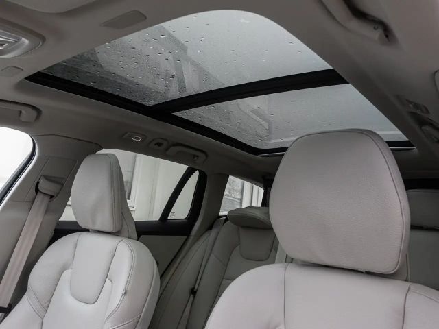 Volvo V60 Cross Country AWD Ultimate