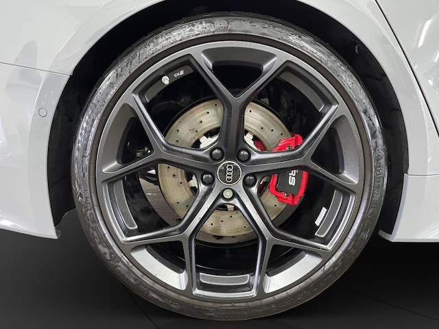 Audi A6 e-tron Avant Performance Quattro