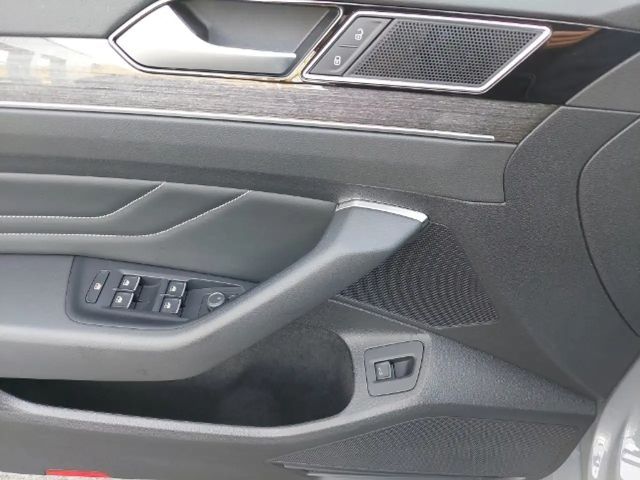 Volkswagen Passat DSG Elegance Elegance Variant