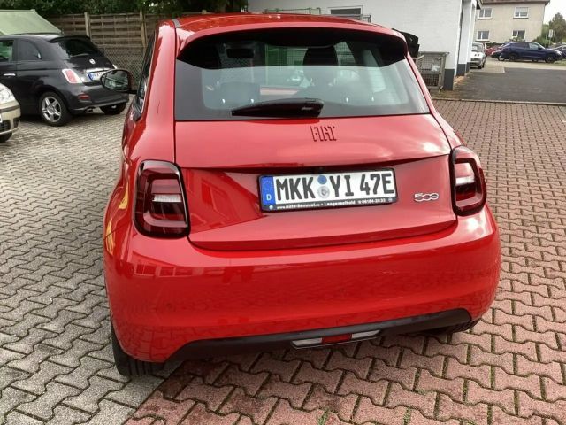 Fiat 500e RED