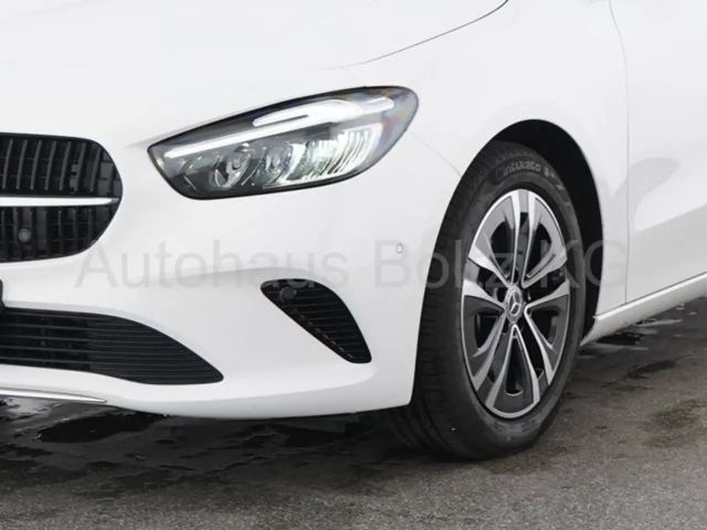 Mercedes-Benz B 180 ENp 45600 Pano Winter P. Totw Digi Displ