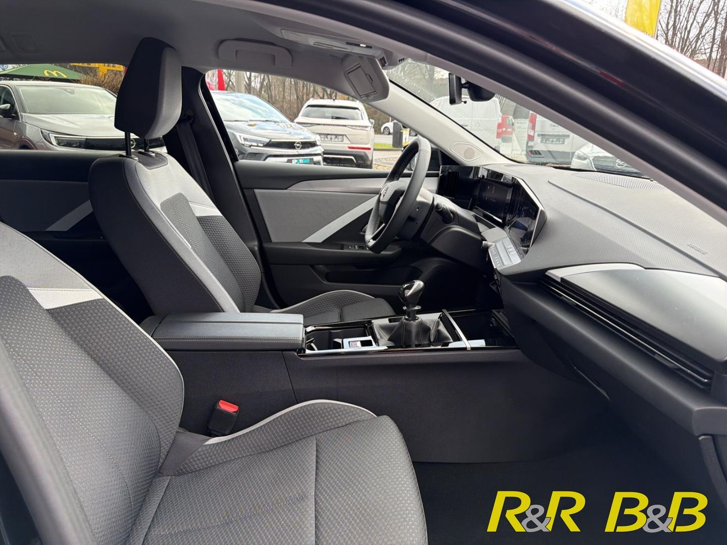 Opel Astra Edition Sports Tourer