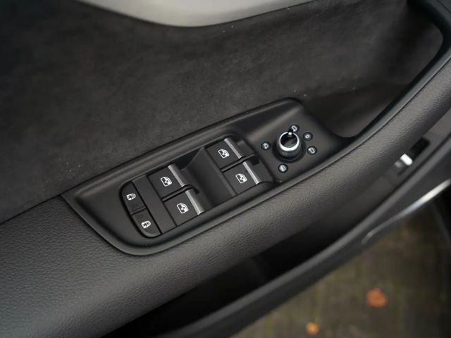 Audi Q7 Business Hybride S-Line