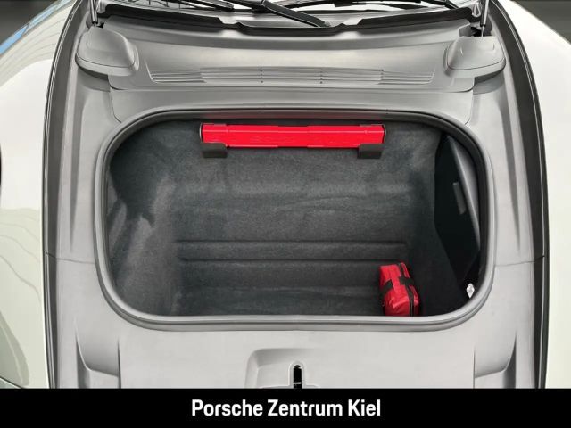 Porsche 992 4 Coupé GTS Targa