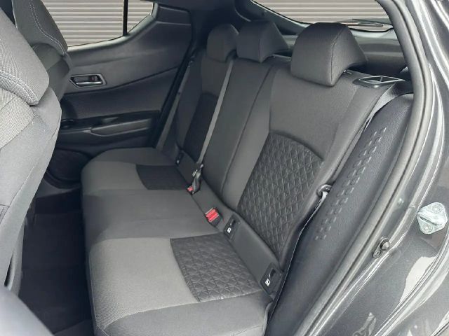 Toyota C-HR Hybride Team D