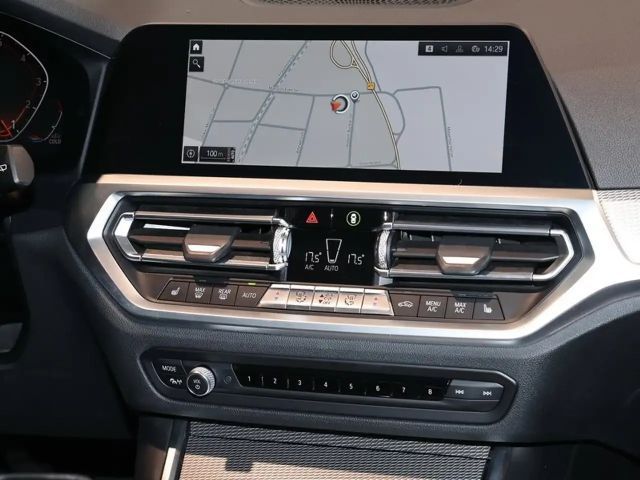 BMW 320 320i M-Sport Touring