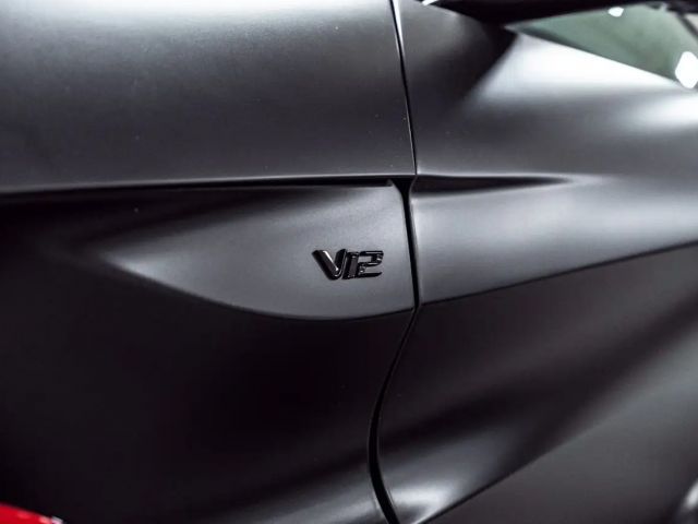 Aston Martin Vantage *Q Paint*Black Beast*Carbon*1/333*New