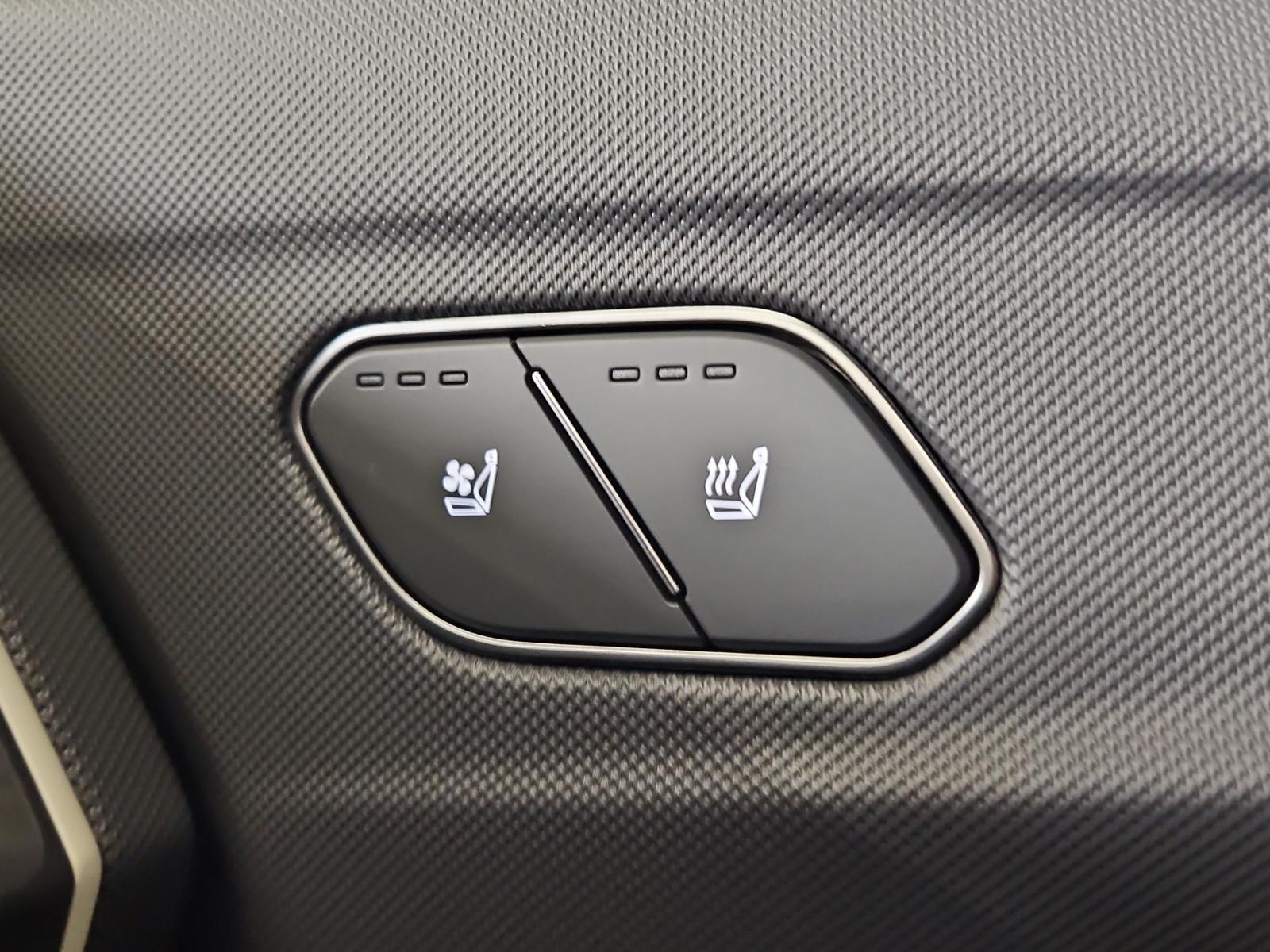 Kia EV5 Launch Edition Pano 4xSHZ LED 360°Kamera ACC