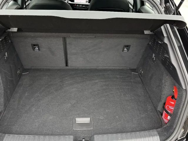 Audi A3 30 TDI Sedan