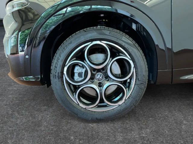 Alfa Romeo Tonale Plug-In NAVI SHZG LHZG 360°KAM EL.HECKKL LED ACC