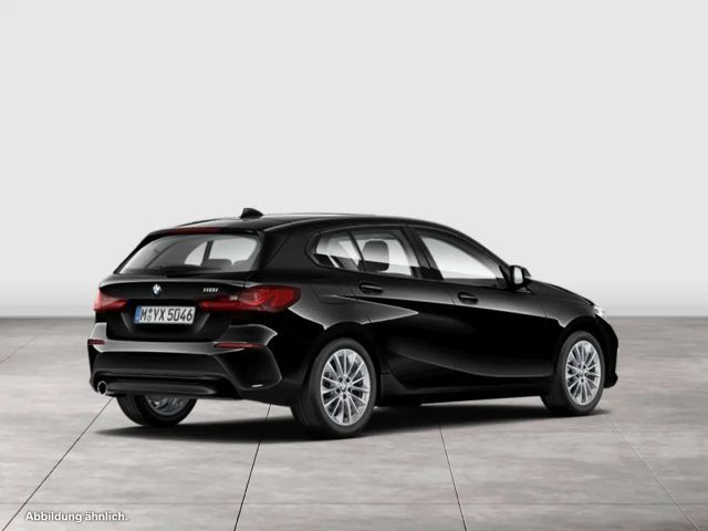BMW 118 118i Sedan Sport Line