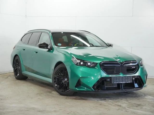 BMW M5 HYBRID - BOWERS & WILKINS - HAAK - ACC