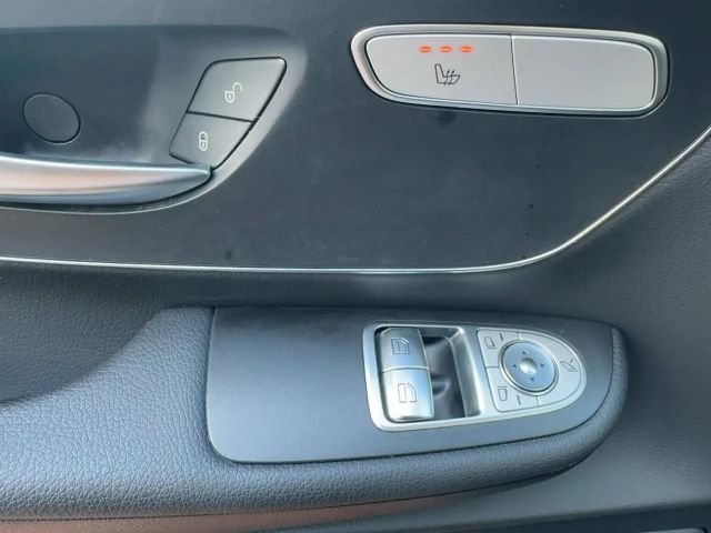 Mercedes-Benz V 220 V 220 d