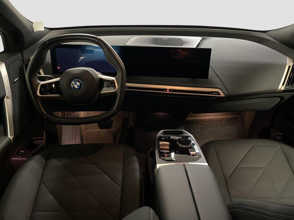 BMW iX xDrive40