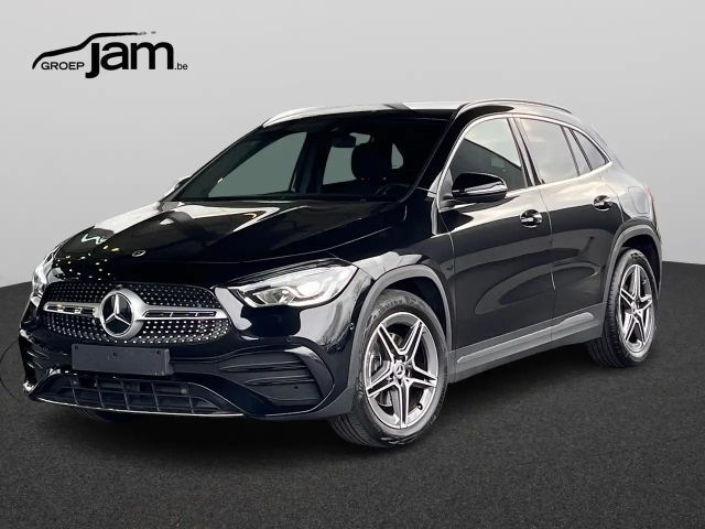 Mercedes-Benz GLA 180 AMG Line