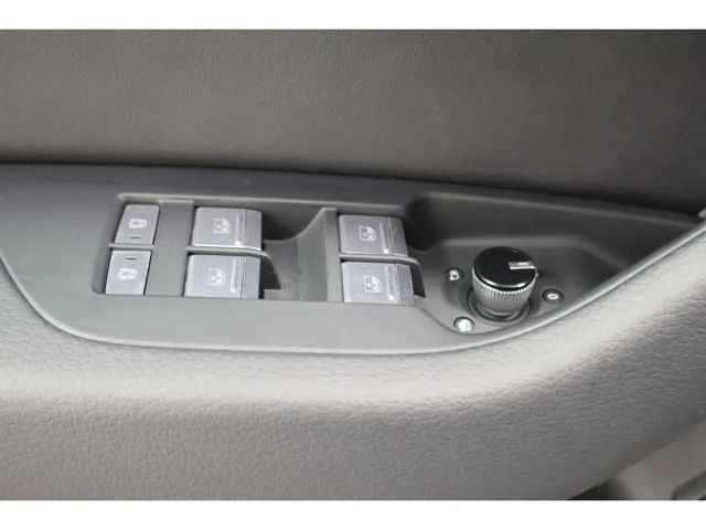 Audi A6 40 TDI Avant S-Line S-Tronic