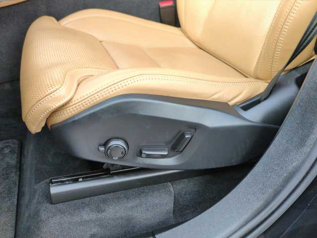 Volvo XC90 Bluetooth Head Up Display Navi LED Vollleder Klima Einparkhilfe el. Fenster