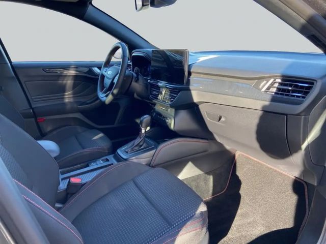 Ford Focus ST Line Wagon