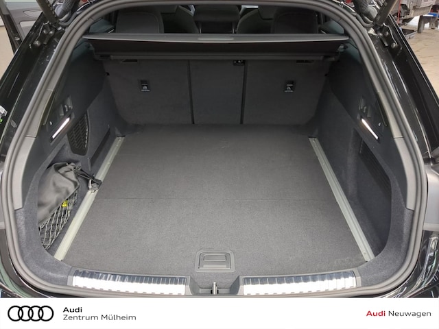 Audi A6 Avant Quattro S-Tronic