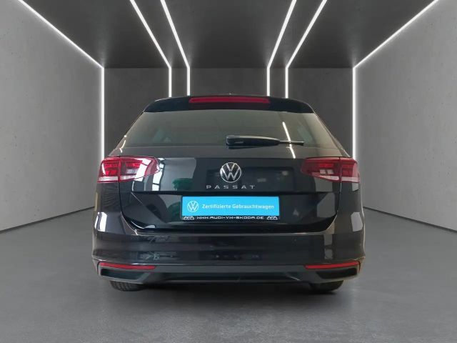 Volkswagen Passat 1.5 TSI Business DSG