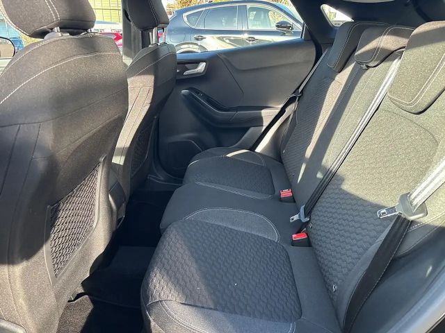 Ford Puma EcoBoost Titanium