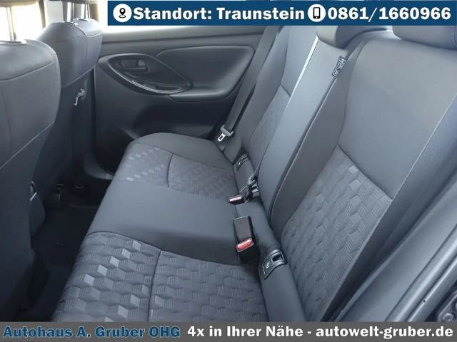 Mazda 2 Automatik Center-Line