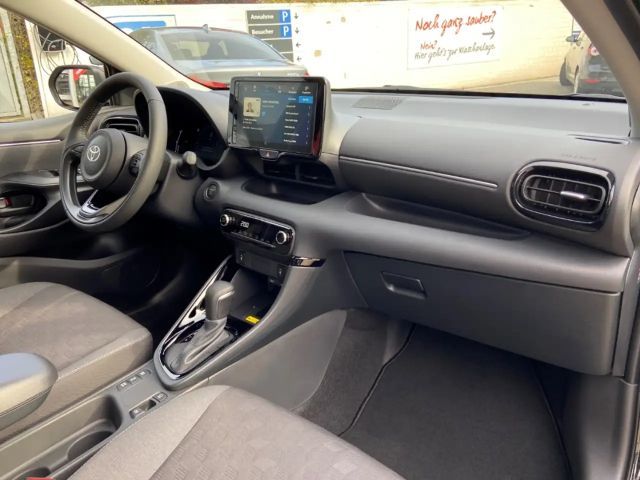 Toyota Yaris Hybride Team D