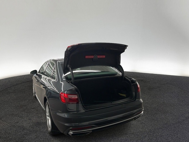 Audi A4 30 TDI S-Tronic Sedan