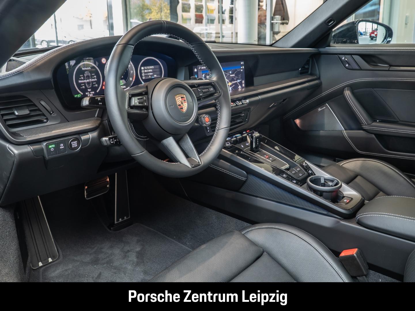 Porsche 911 992 Cabriolet Carrera GTS