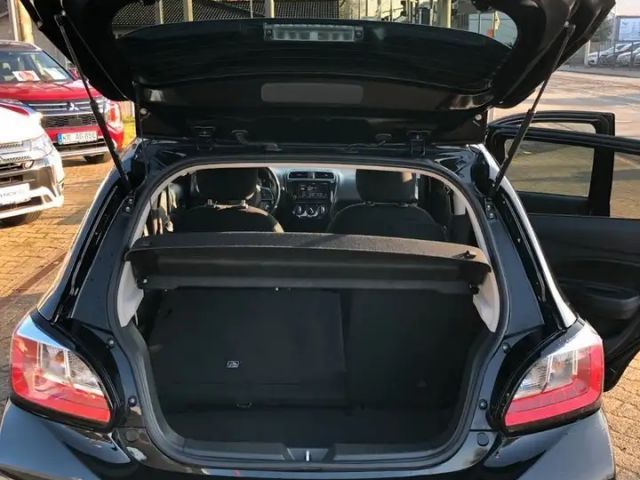 Mitsubishi Space Star Star