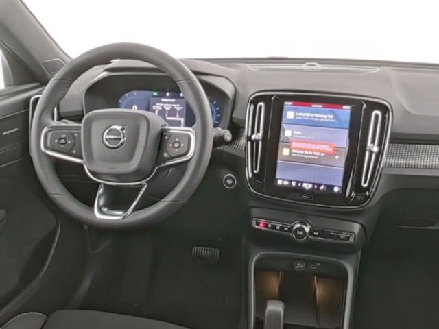 Volvo XC40 Plus