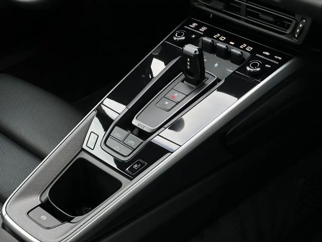 Porsche 992 Cabrio Turbo