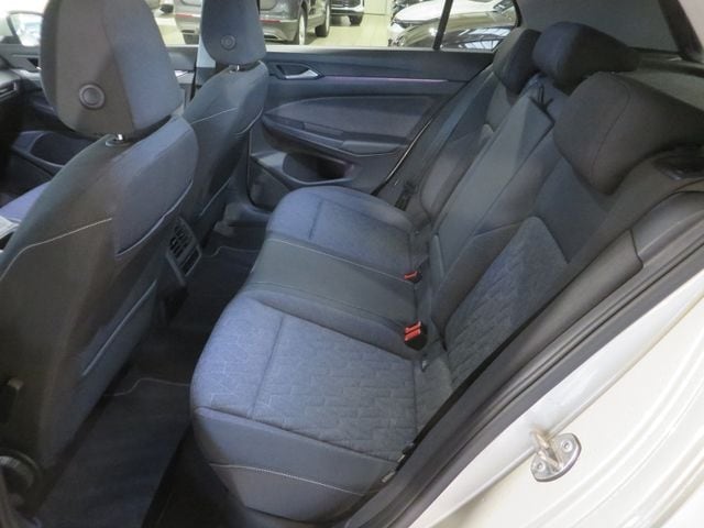 Volkswagen Golf 1.5 TSI Golf VIII Move