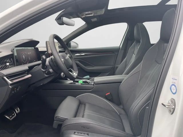 Skoda Superb Combi Sportline iV