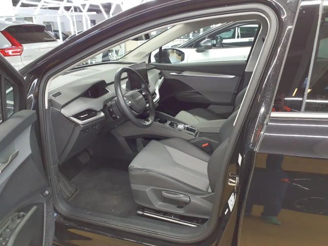 Skoda Enyaq 85x *AHK*WÄRME*ACC*NAVI*R-CAM*LED*SHZ*DAB*