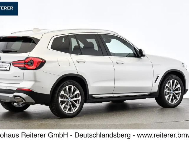 BMW X3 xDrive30e