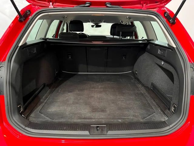 Volkswagen Passat 2.0 TDI Business DSG Variant