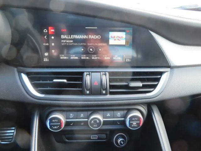 Alfa Romeo Giulia Q4