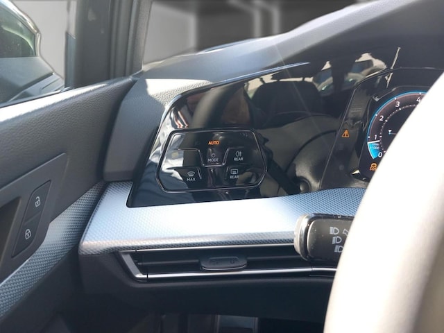 Volkswagen Golf 1.5 eTSI DSG Golf VIII