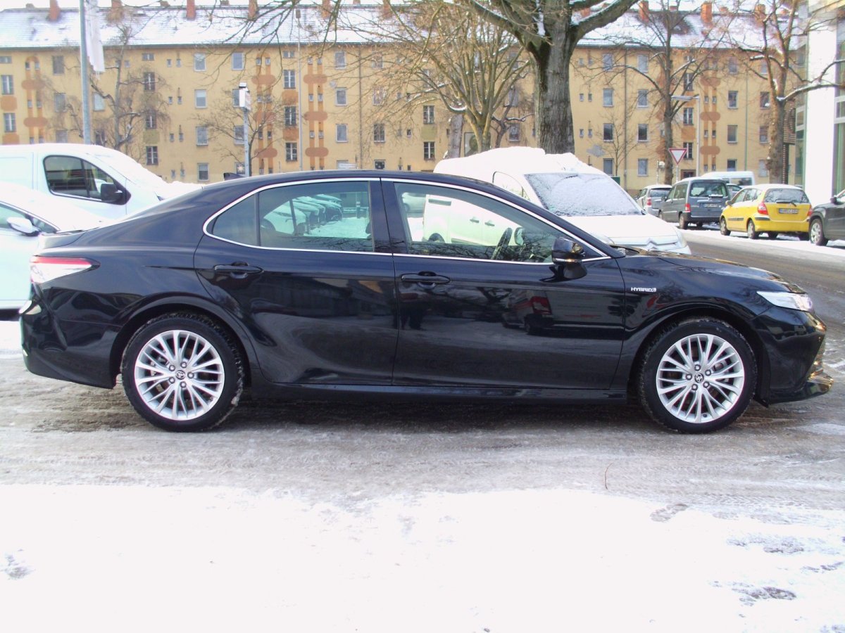 Toyota Camry Executive