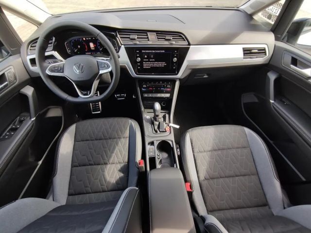 Volkswagen Touran 1.5 TSI DSG