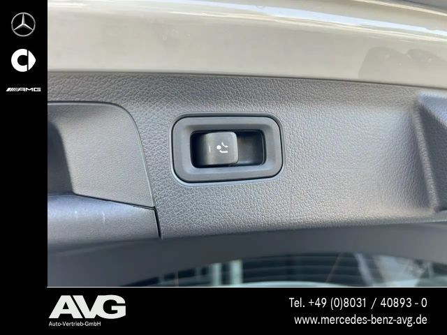 Mercedes-Benz A 200 AMG Line